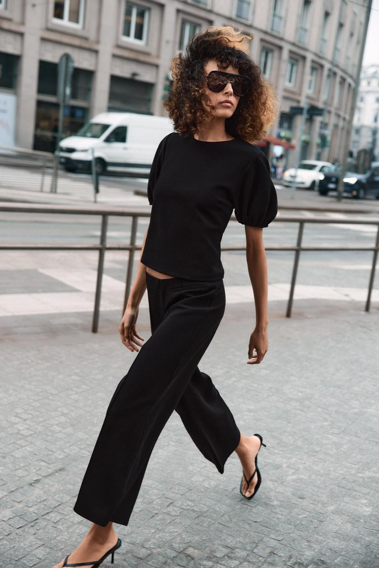 PUFF SLEEVE TOP