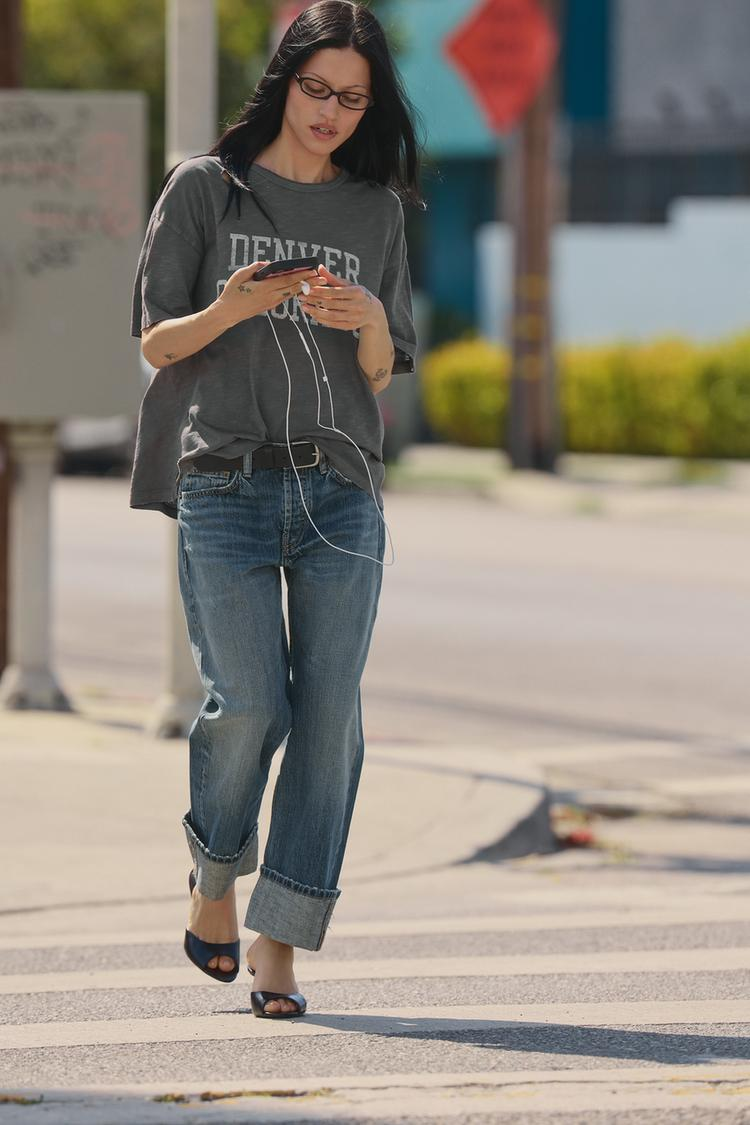 OVERSIZE RIPPED SLOGAN T-SHIRT