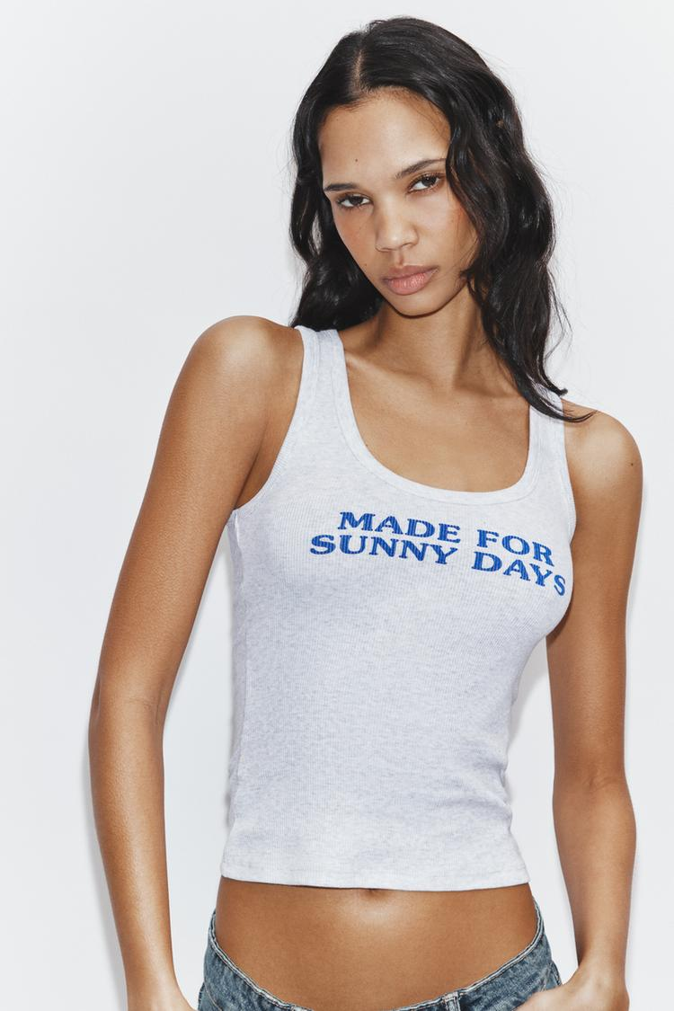 RIBBED SLOGAN TOP